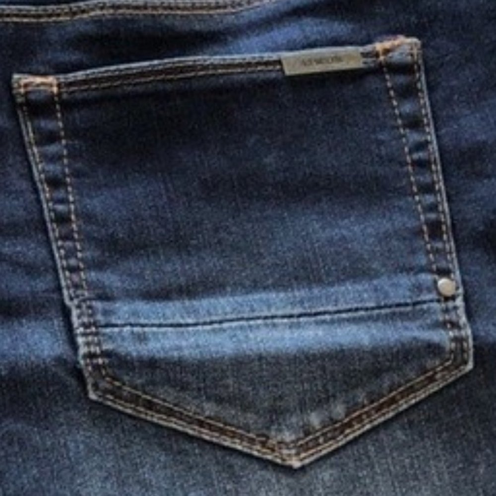 Chicos Great Condition 2.5 Crop So Slimming Deep Cypress Lake Jeans 14 - Picture 10 of 13